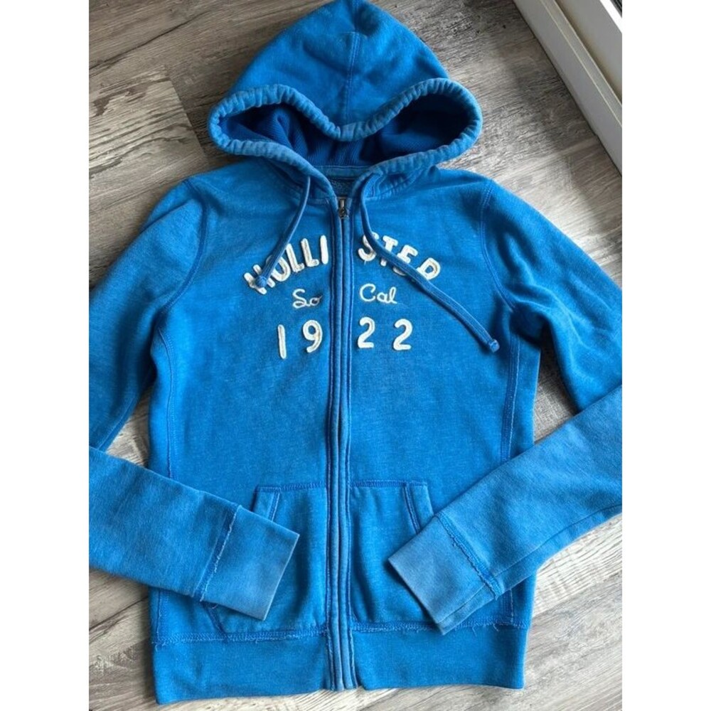 Hollister California Women’s Blue Full Zip Hoodie Size M